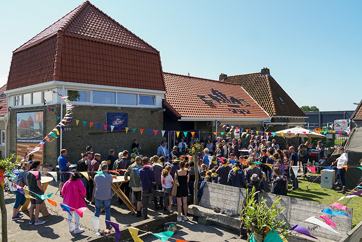 Feest bij clubhuis Scouting Sneek